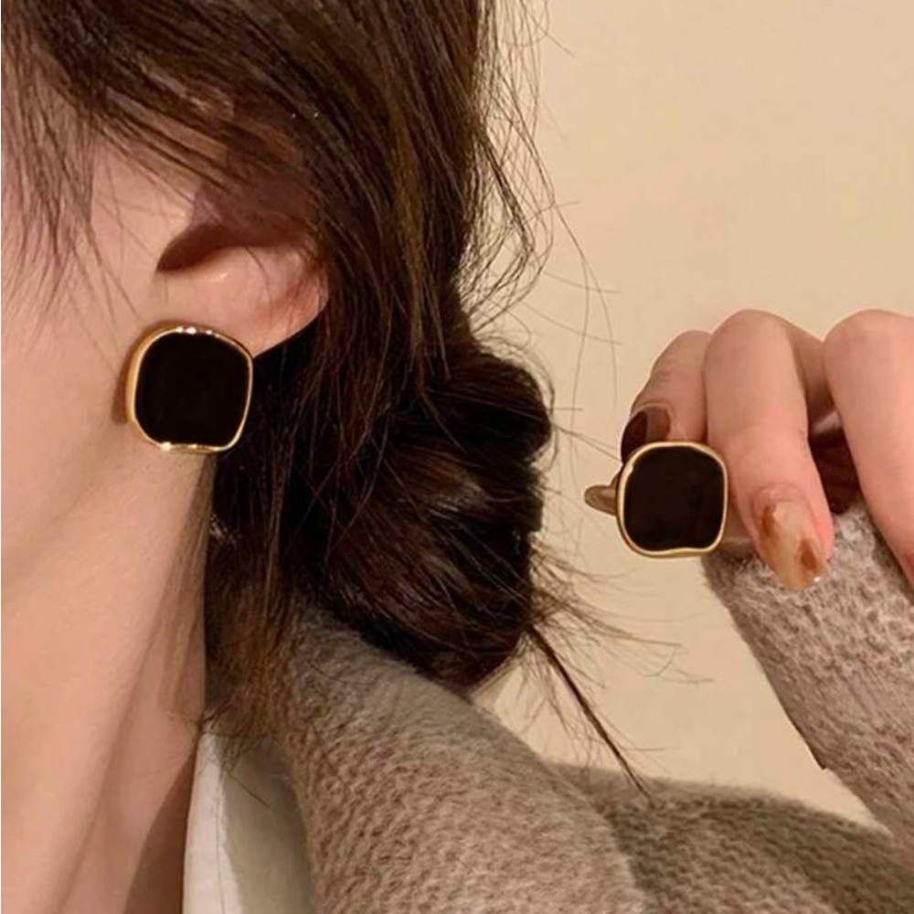 Vintage Women Earrings